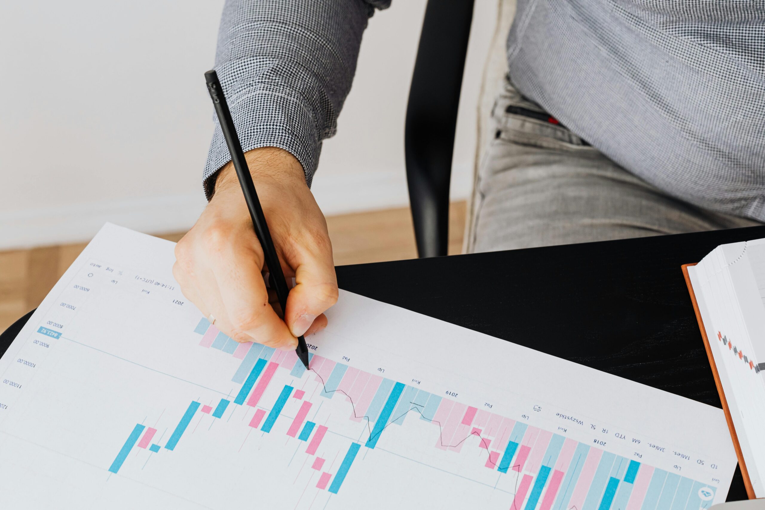 What Are Mutual Funds? Basics and How to Invest in 2025